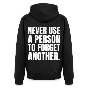 Niemals jemanden benutzen, um einen anderen zu vergessen - Unisex Premium Bio Zip Hoodie - Schwarz - Hinten - Nico (187cm)