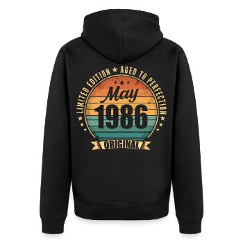 Legend of May 1986 Limitierte Ausgabe - Unisex Premium Bio Zip Hoodie - Schwarz - Hinten - Nico (187cm)