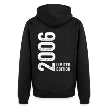 2006 Limited Edition 20 Jahre Jubiläum - Unisex Premium Bio Zip Hoodie - Schwarz - Hinten - Nico (187cm)