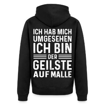 Malle 2026 Ich hab mich umgesehen ich bin der... - Unisex Premium Bio Zip Hoodie - Schwarz - Hinten - Nico (187cm)