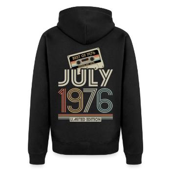 Kassette - Best of July 1976 - Geburtstag - Unisex Premium Bio Zip Hoodie - Schwarz - Hinten - Nico (187cm)