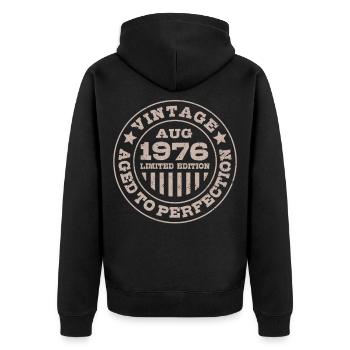 Vintage August 1976 Limited Edition Circle - Unisex Premium Bio Zip Hoodie - Schwarz - Hinten - Nico (187cm)