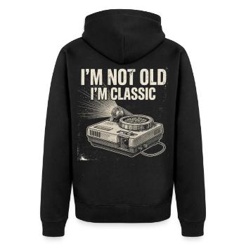 Ich bin nicht alt, ich bin klassisch - Unisex Premium Bio Zip Hoodie - Schwarz - Hinten - Nico (187cm)