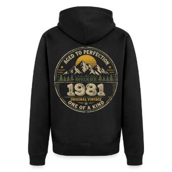 November 1981 Geburtstagsgeschenk November 1981 - Unisex Premium Bio Zip Hoodie - Schwarz - Hinten - Nico (187cm)