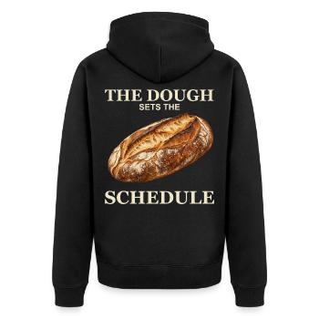 Der Teig legt den Zeitplan fest - Unisex Premium Bio Zip Hoodie - Schwarz - Hinten - Nico (187cm)