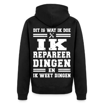 Dit is wat ik doe – Ik repareer dingen en ik weet  - Unisex Premium Bio Zip Hoodie - Schwarz - Hinten - Nico (187cm)