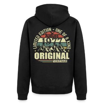 August 1977 Geburtstag august 1977 Jahrgang August - Unisex Premium Bio Zip Hoodie - Schwarz - Hinten - Nico (187cm)