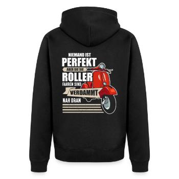 Niemand Ist Perfekt Rollerfahrer Sind Nah Dran - Unisex Premium Bio Zip Hoodie - Schwarz - Hinten - Nico (187cm)
