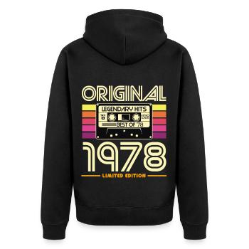 Kassetten-Retro-Ausgabe 1978 - Unisex Premium Bio Zip Hoodie - Schwarz - Hinten - Nico (187cm)