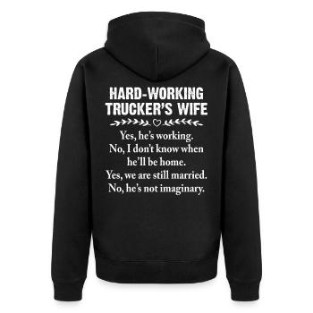 Hard Working Trucker's Wife Yes He's Working - Unisex Premium Bio Zip Hoodie - Schwarz - Hinten - Nico (187cm)