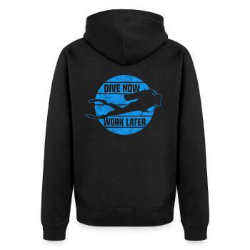Dive now, Work later - Tauchen - Unisex Premium Bio Zip Hoodie - Schwarz - Hinten - Nico (187cm)