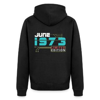 Juin 1973 - Anniversaire en juin - Veste à capuche bio Premium Unisexe - noir - Dos - Nico (187cm)