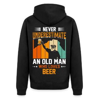 Never Underestimate an Old Man Who Loves Beer - Unisex Premium Bio Zip Hoodie - Schwarz - Hinten - Nico (187cm)
