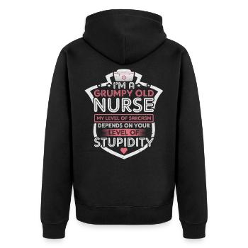 Grumpy Old Nurse - Unisex Premium Bio Zip Hoodie - Schwarz - Hinten - Nico (187cm)