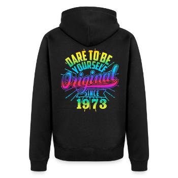 LGBTQ Coloré Rainbow Pride Love Anniversaire 1973 - Veste à capuche bio Premium Unisexe - noir - Dos - Nico (187cm)