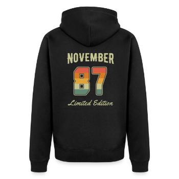 Novembre 1987 Édition limitée - Veste à capuche bio Premium Unisexe - noir - Dos - Nico (187cm)