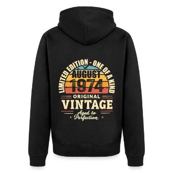 August 1974 Geburtstag August 1974 - Unisex Premium Bio Zip Hoodie - Schwarz - Hinten - Nico (187cm)