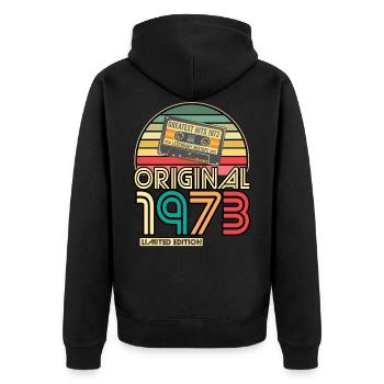 Cassette Tape Retro Vintage 1973 geboren Jahr 1973 - Unisex Premium Bio Zip Hoodie - Schwarz - Hinten - Nico (187cm)