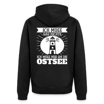Ich Muss Gar Nichts Ich Muss Nur An Die Ostsee - Unisex Premium Bio Zip Hoodie - Schwarz - Hinten - Nico (187cm)