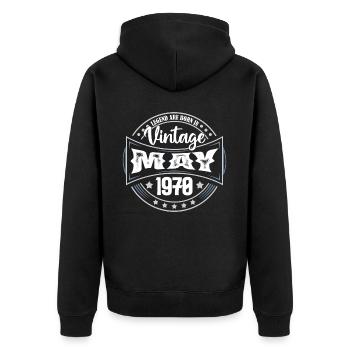 Mai 1970. Geburtstagsgeschenk Mai 1970. Mai - Unisex Premium Bio Zip Hoodie - Schwarz - Hinten - Nico (187cm)