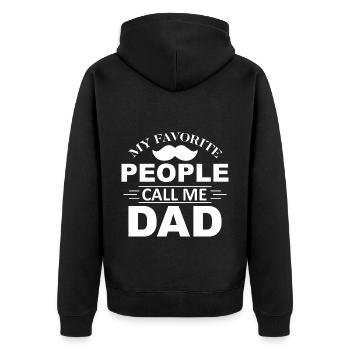Sie Nennen mich Dad, Papa und Papi - Unisex Premium Bio Zip Hoodie - Schwarz - Hinten - Nico (187cm)