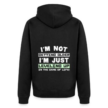 I'm not getting older I'm just leveling up in the - Unisex Premium Bio Zip Hoodie - Schwarz - Hinten - Nico (187cm)