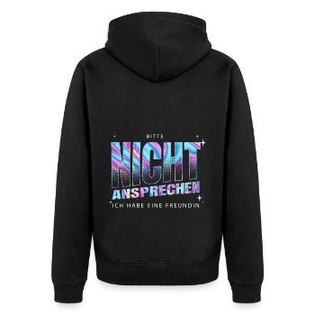 Bitte nicht ansprechen ich habe eine Freundin - Unisex Premium Bio Zip Hoodie - Schwarz - Hinten - Nico (187cm)