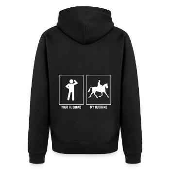 Ihr Ehemann - Mein Ehemann - Mann reitet Pferd - Unisex Premium Bio Zip Hoodie - Schwarz - Hinten - Nico (187cm)