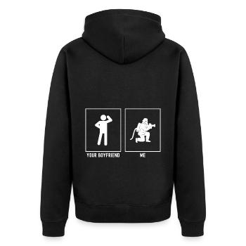 Dein Freund - Ich - Feuerwehr auf den Knien - Unisex Premium Bio Zip Hoodie - Schwarz - Hinten - Nico (187cm)
