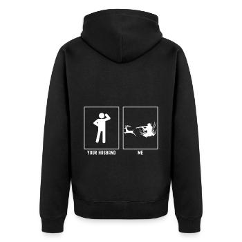 Son mari - moi - chassant caché dans l’herbe - Veste à capuche bio Premium Unisexe - noir - Dos - Nico (187cm)