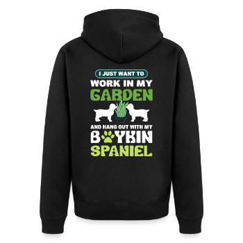 In meinem Garten arbeiten und mit meinem Boykin - Unisex Premium Bio Zip Hoodie - Schwarz - Hinten - Nico (187cm)