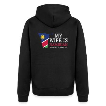 Nichts macht mir Angst Meine Frau ist Namibierin - Unisex Premium Bio Zip Hoodie - Schwarz - Hinten - Nico (187cm)