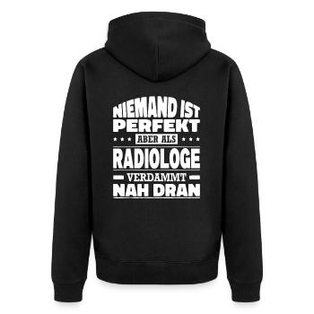 Niemand Ist Perfekt Aber Als Radiologe Nah Dran - Unisex Premium Bio Zip Hoodie - Schwarz - Hinten - Nico (187cm)