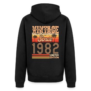 1982. Jahrgang Jahrgang 1982 Geburtstag - Unisex Premium Bio Zip Hoodie - Schwarz - Hinten - Nico (187cm)