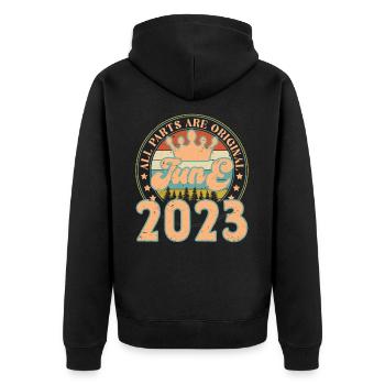 Juin 2023. Cadeau d’anniversaire juin 2023. June - Veste à capuche bio Premium Unisexe - noir - Dos - Nico (187cm)