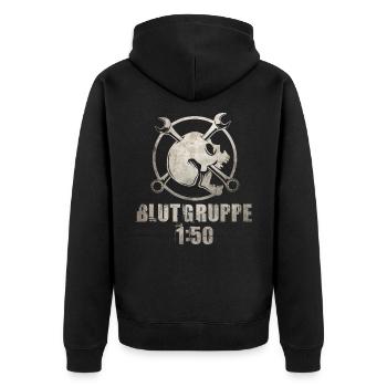 Blutgruppe 1:50 - DDR 2 Takt Power - Unisex Premium Bio Zip Hoodie - Schwarz - Hinten - Nico (187cm)