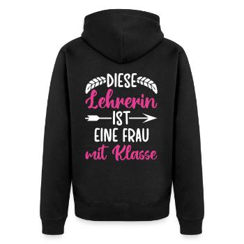 Diese Lehrerin ist eine Frau mit Klasse - Unisex Premium Bio Zip Hoodie - Schwarz - Hinten - Nico (187cm)