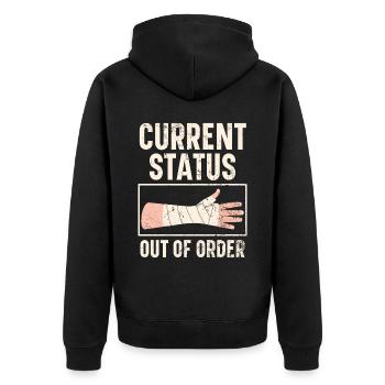 Aktueller Status außer Betrieb Broken Hand Recovery - Unisex Premium Bio Zip Hoodie - Schwarz - Hinten - Nico (187cm)