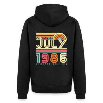 Baujahr 1986 Im Juli - Unisex Premium Bio Zip Hoodie - Schwarz - Hinten - Nico (187cm)