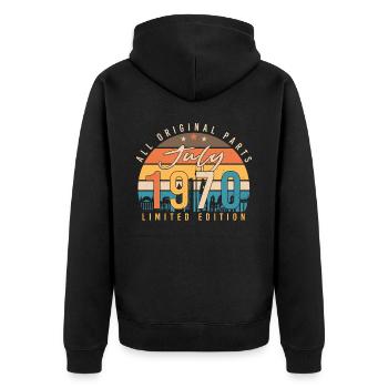 1970 Juli Geschenkidee - Unisex Premium Bio Zip Hoodie - Schwarz - Hinten - Nico (187cm)