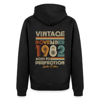 Vintage Aged To Perfection November 1982 - Unisex Premium Bio Zip Hoodie - Schwarz - Hinten - Nico (187cm)