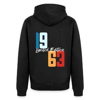 60 Jahre Jahrgang 1963 Retro 60. Geburtstag - Unisex Premium Bio Zip Hoodie - Schwarz - Hinten - Nico (187cm)