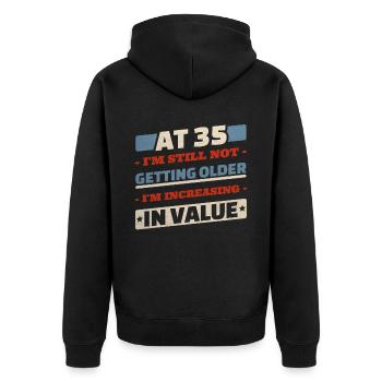 35-Jähriger wird nicht älter Zitate 35. Geburtstag - Unisex Premium Bio Zip Hoodie - Schwarz - Hinten - Nico (187cm)