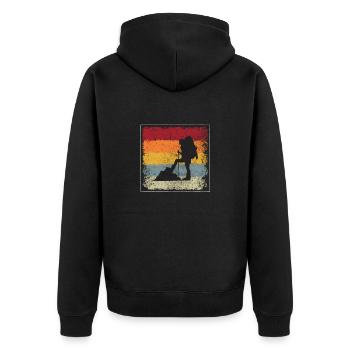 Wandern Retro - Unisex Premium Bio Zip Hoodie - Schwarz - Hinten - Nico (187cm)