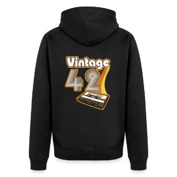 1942 Vintage Jahrgang 80 Geburtstag Retro - Unisex Premium Bio Zip Hoodie - Schwarz - Hinten - Nico (187cm)