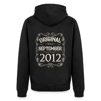 Millésime - Original depuis septembre 2012 Anniversaire - Veste à capuche bio Premium Unisexe - noir - Dos - Nico (187cm)