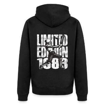 Limited Edition 1983 Limited Edition Cricket - Unisex Premium Bio Zip Hoodie - Schwarz - Hinten - Nico (187cm)
