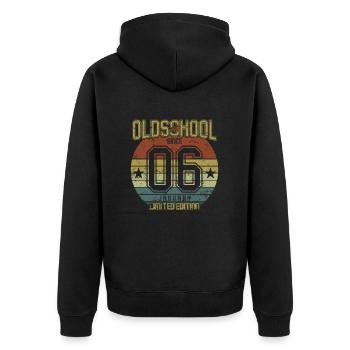 January 2006 - Geburtstag im Januar Oldschool - Unisex Premium Bio Zip Hoodie - Schwarz - Hinten - Nico (187cm)