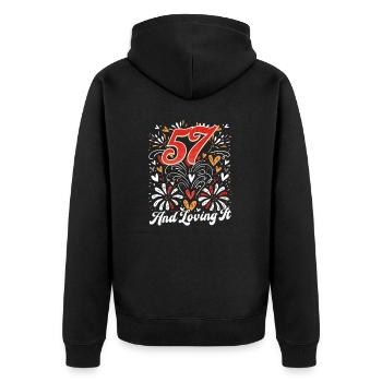 57. Geburtstag 57 und liebt es - Unisex Premium Bio Zip Hoodie - Schwarz - Hinten - Nico (187cm)