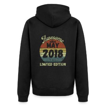 Awesome since May 2018 - Geburtstag - Unisex Premium Bio Zip Hoodie - Schwarz - Hinten - Nico (187cm)